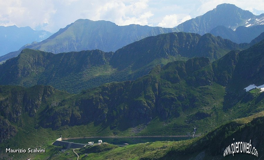 11 Zoom sul Lago di Pescegallo.JPG